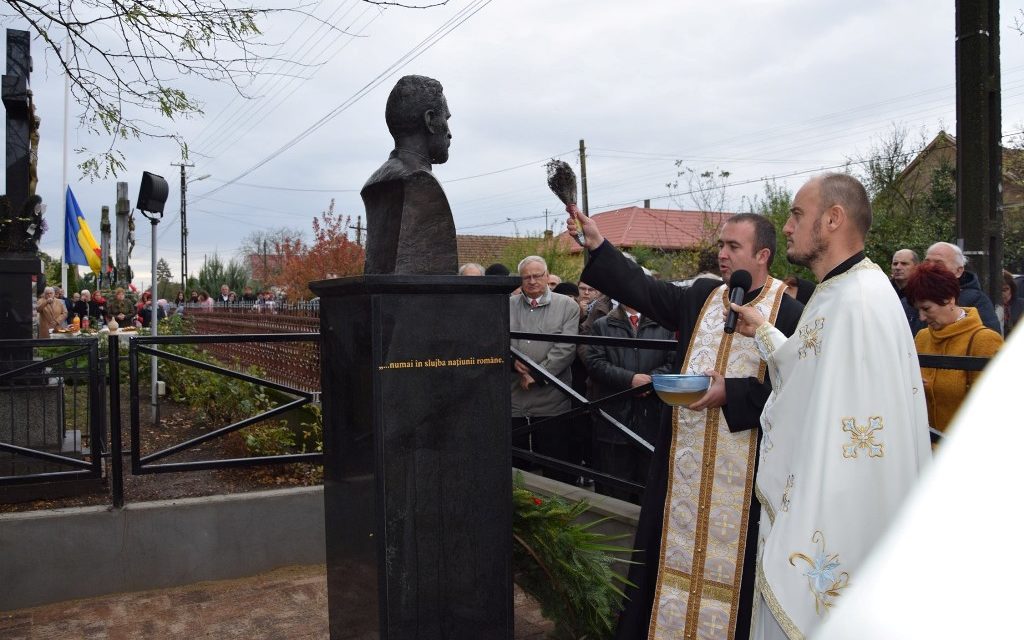 Sfințirea bustului părintelui Gheorghe Mureșan la Moftin