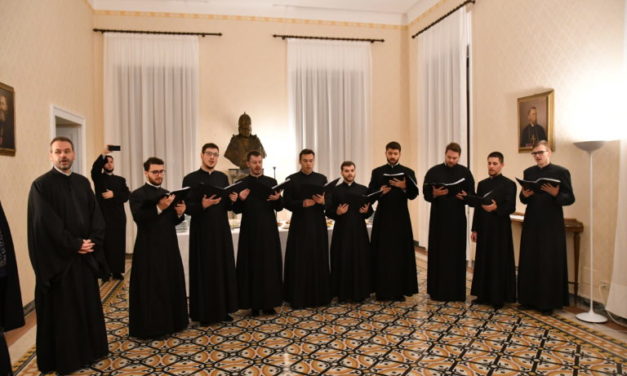 Prezentare de carte şi Concertul de colinde al studenților Colegiului Pontifical Pio Romeno