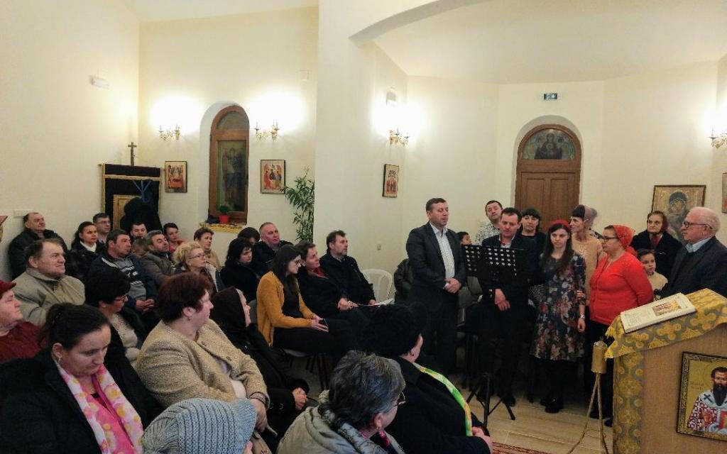SEARĂ DE RUGĂCIUNE ECUMENICĂ  ÎN PAROHIA POIANA