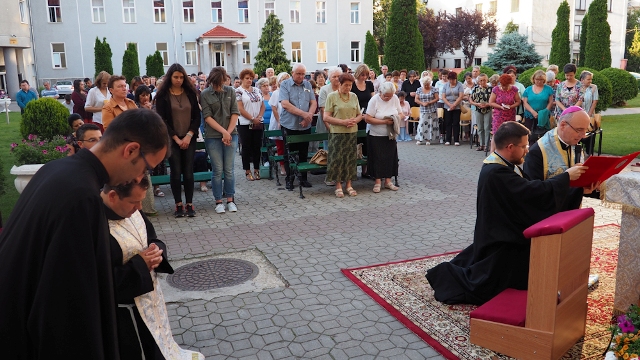 Acum doi ani Eparhia de Oradea și Seminarul Teologic au fost consacrate Inimii Neprihănite a Fecioarei Maria și Spiritului Sfânt