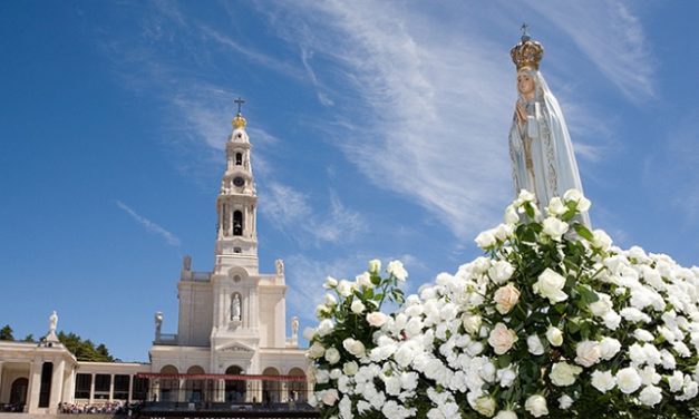 Apariţiile şi mesajul Sfintei Fecioare la Fatima