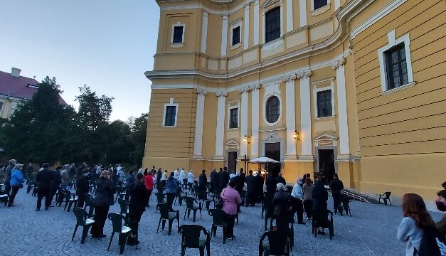 Rugăciune pentru misiuni și încetarea pandemiei