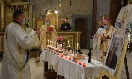 Parastas pentru Mitropolitul Vasile Suciu – Fondatorul Congregației Maicii Domnului