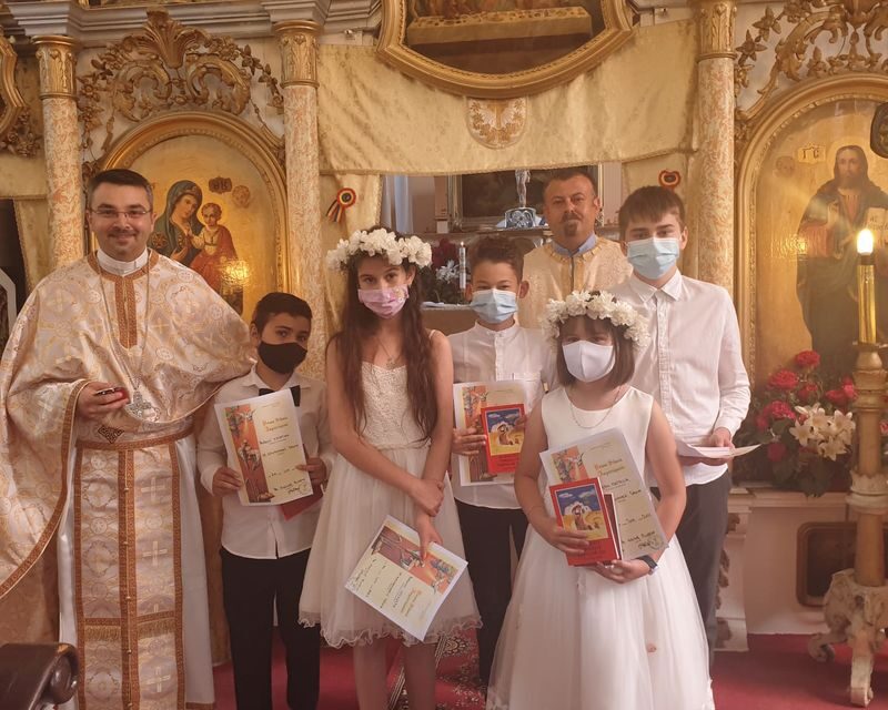 Parohia greco-catolică din Săuca în sărbătoare: Prima Împărtășanie solemnă