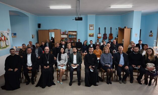 Întâlnirea preoților și a preoteselor din Protopopiatele Beiuș și Holod, cu PS Virgil
