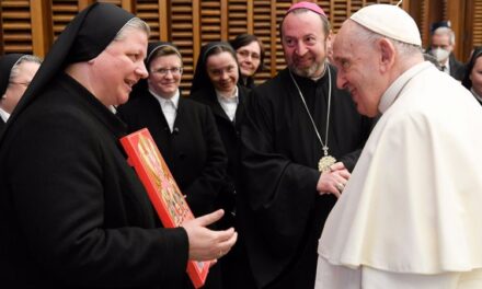 PS Claudiu Pop: „Papa Francisc ne-a îndemnat să batem împreună la poarta îndurării”
