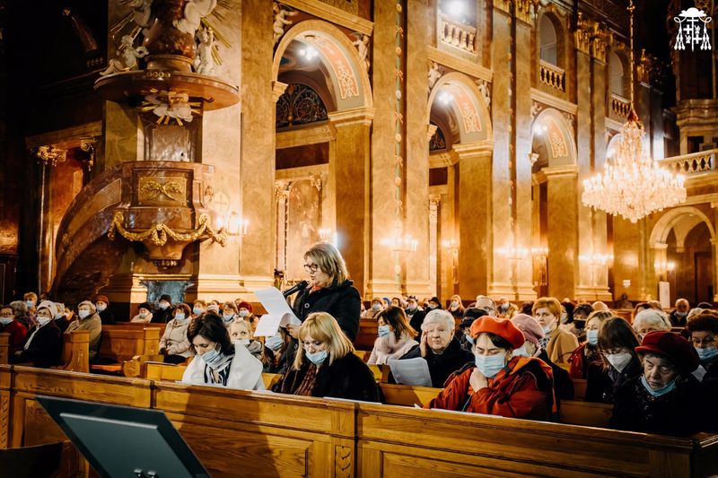 ZIUA MONDIALĂ DE RUGĂCIUNE A FEMEILOR CREŞTINE