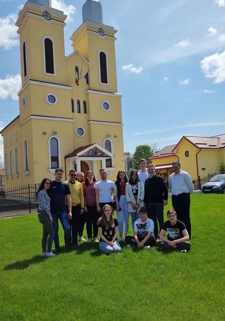 1 Mai, prilej de comuniune a tinerilor ASTRU