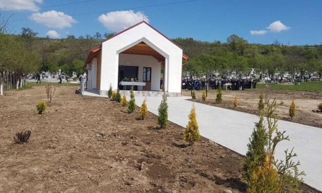 Sfințirea capelei mortuare din localitatea Șumal, județul Sălaj