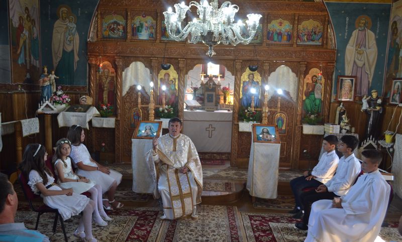 Prima Sfânta Împărtăşanie în Parohia „Sfânta Tereza a Pruncului Isus” din Beznea