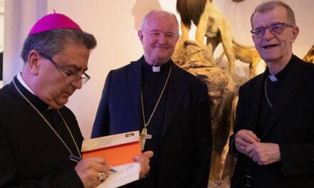 Lansarea cărții semnate de Nunțiul Apostolic, Mons. Miguel Maury Buendía