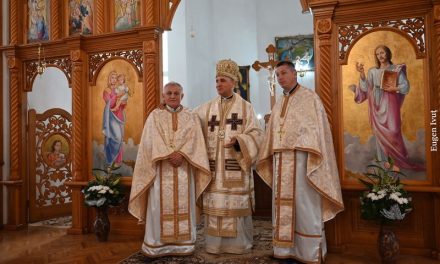 Liturghia omagială la retragerea din activitatea pastorală a părintelui Vasile Goje
