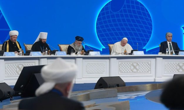 Papa Francisc în Kazahstan: Curajul întâlnirii fraterne, al dialogului și colaborării