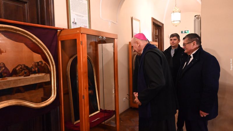 PS Virgil Bercea a deschis la castelul din carei expoziția de icoane a Bisericii greco-catolice „Sfinții Arhangheli Mihail și Gavril”