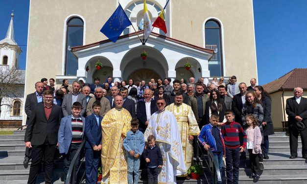 Părintele vicar pentru pastorația laicilor în Parohia Plopiș