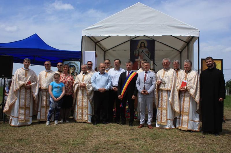 Sfințirea pietrei de temelie și a locului bisericii greco-catolice din Bobota