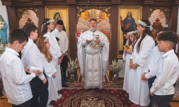 Prima Împărtășanie solemnă în Parohia Sântandrei I