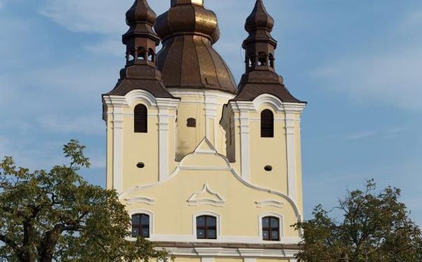 Invitație: Sfințirea Bisericii Greco-Catolice de limbă maghiară din Carei