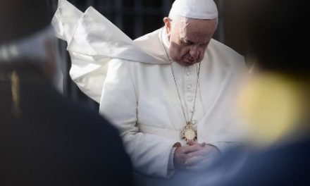 Papa: Pentru pace este necesară cutezanța unei rugăciuni plină de speranță