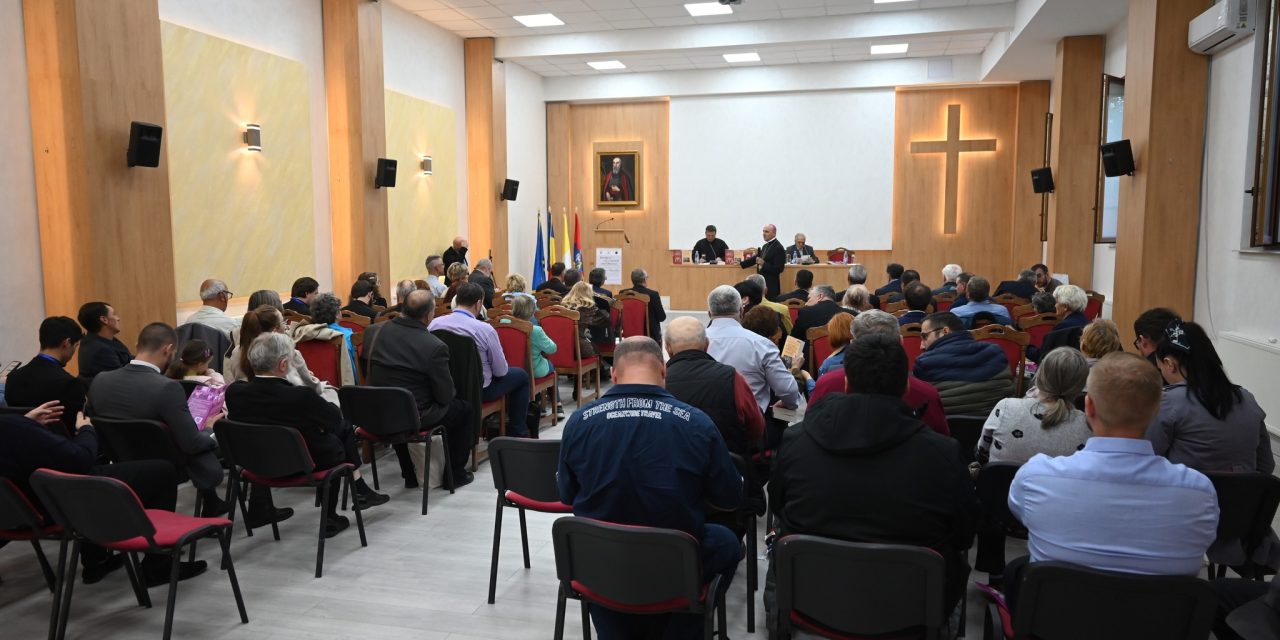 Simpozionul internațional Școala Ardeleană la Oradea: Istoria și viitorul unei Biserici – reflecții la 75 de ani la intrarea în catacombe a BRU