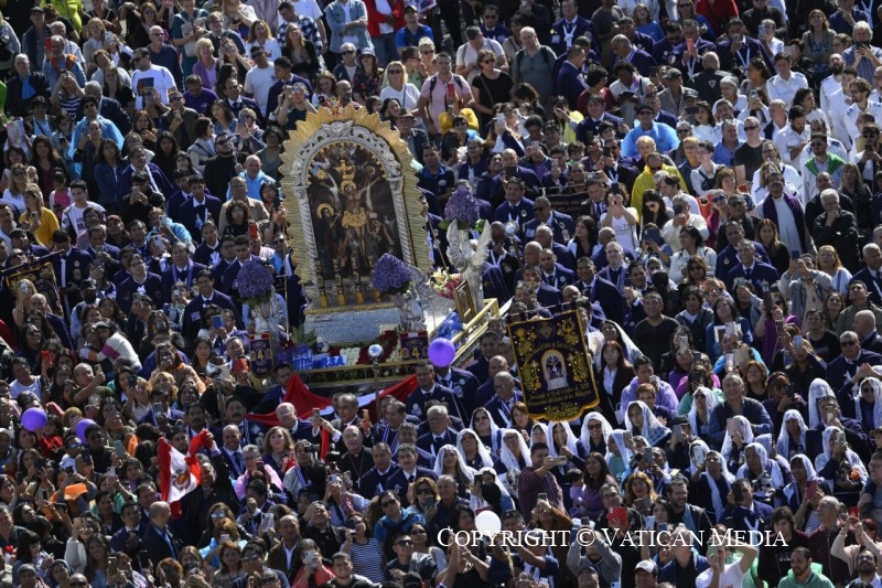 Angelus, Papa : Ordinea lumii este a cezarului, dar omul și lumea sunt ale lui Dumnezeu