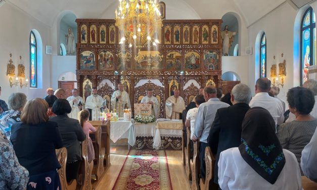 Moaștele Sfântului Anton de Padova în parohia greco-catolică din Halmășd