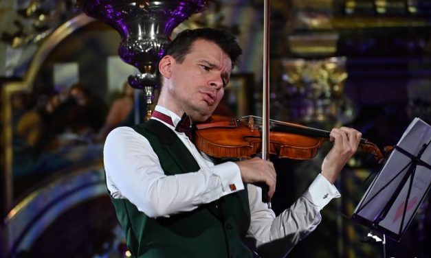 Un regal al viorii în Catedrala „Sf. Nicolae” din Oradea – Turneul Stradivarius 2024