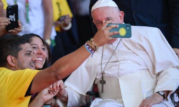 Papa Francisc: Viața este un pelerinaj spre fericire