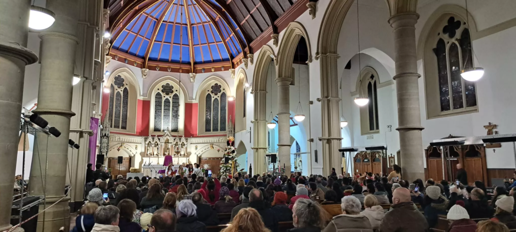 Concert de colinde multicultural în Parohia „Sfânta Familie” din Dublin