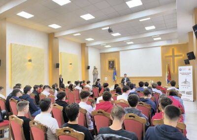 Ziua Porților Deschise la Seminarul Teologic Greco-Catolic și la Facultatea de Teologie Greco-Catolică din Oradea –o experiență revelatoare pentru liceeni