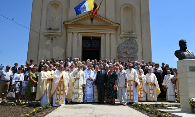 Comemorarea Episcopului Demetriu Radu la Rădești: sfințirea bustului și conferirea titlului de cetățean de onoare