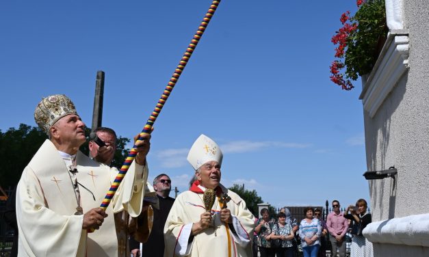 Sfințirea Bisericii Greco-Catolice din Poiana – o lumină mare pentru comunitate