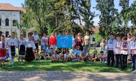 Peste 100 de copii au umplut parcurile de viață, joc și tradiție, în sprijinul artei