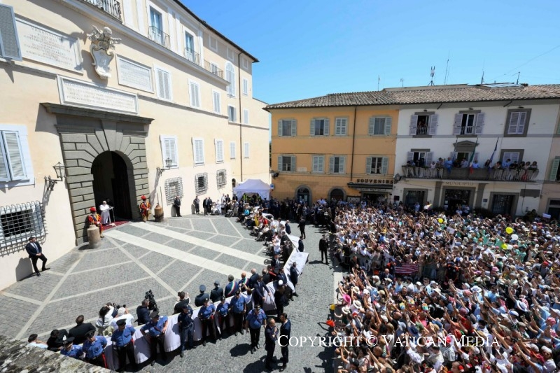 Papa Leon: să încetinim ritmul și să devenim mai asemănători cu Maria decât cu Marta