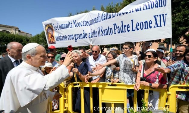 Papa Leon al XIV-lea la Albano: „Slujirea și ascultarea, dimensiuni complementare ale primirii”.