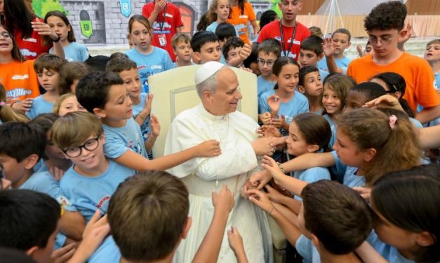 Papa Leon al XIV-lea la Școala de Vară din Vatican: Întâlnire cu copiii din Italia și Ucraina