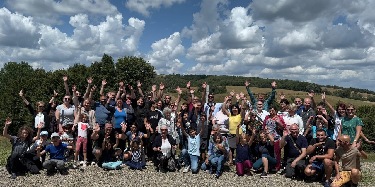 Revizuirea anului pastoral al Familiei Carismatice „Don Orione” Oradea, la Zece Hotare