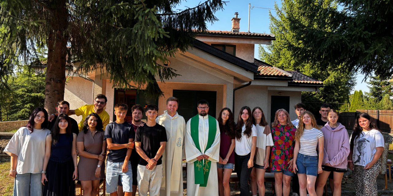 „Speranța mea ești Tu!”: o experiență de credință, cultură și prietenie pentru tinerii din Iași și Oradea, trăită la Sovata și Sighișoara