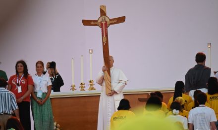 Veghea jubiliară cu tinerii la Tor Vergata