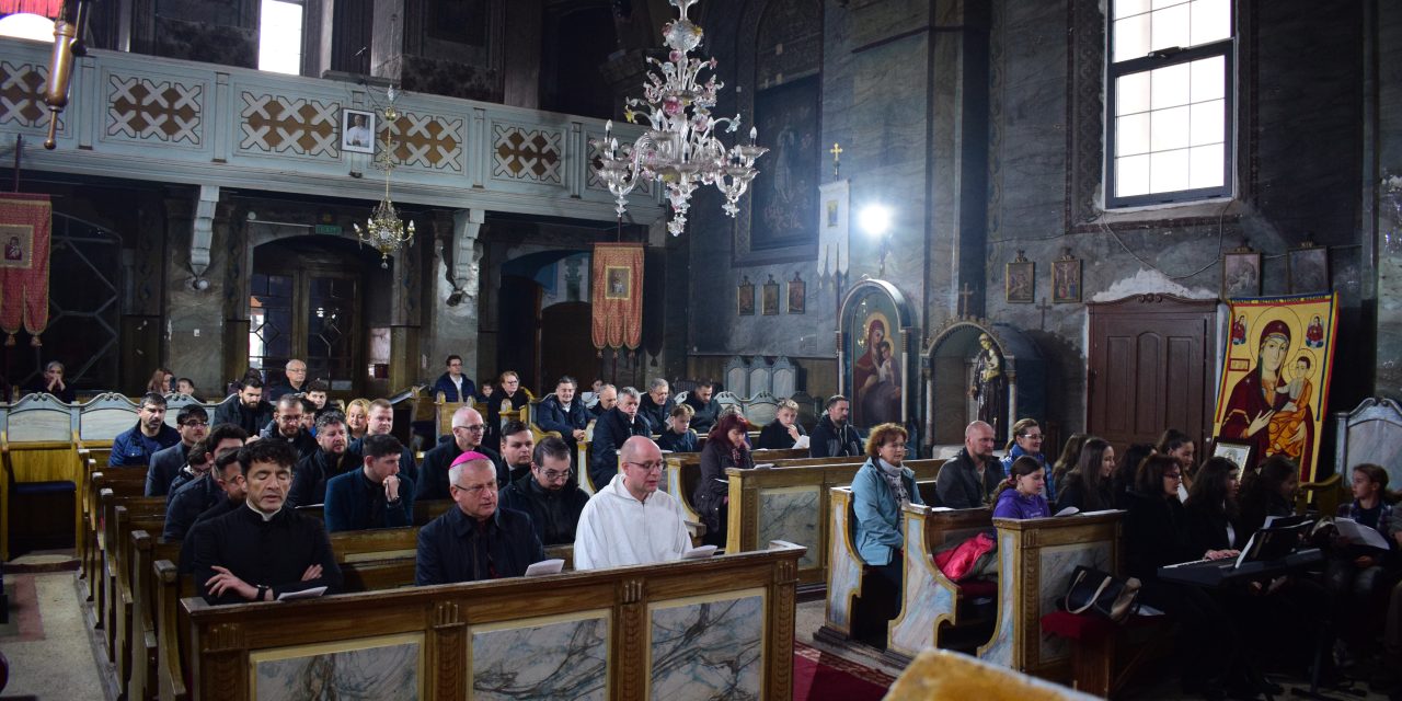 Seară de rugăciune Taizé în Biserica Seminarului