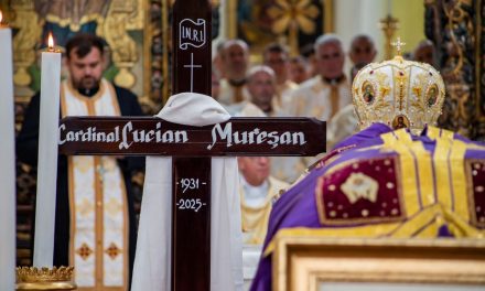 Funeraliile Cardinalului Lucian Mureșan, între rugăciunea Bisericii și recunoștința națiunii