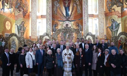 Sfânta Liturghie Arhierească în Biserica „Sfânta Familie” din Zalău. Comemorarea și panehida pentru omul politic, Corneliu Coposu