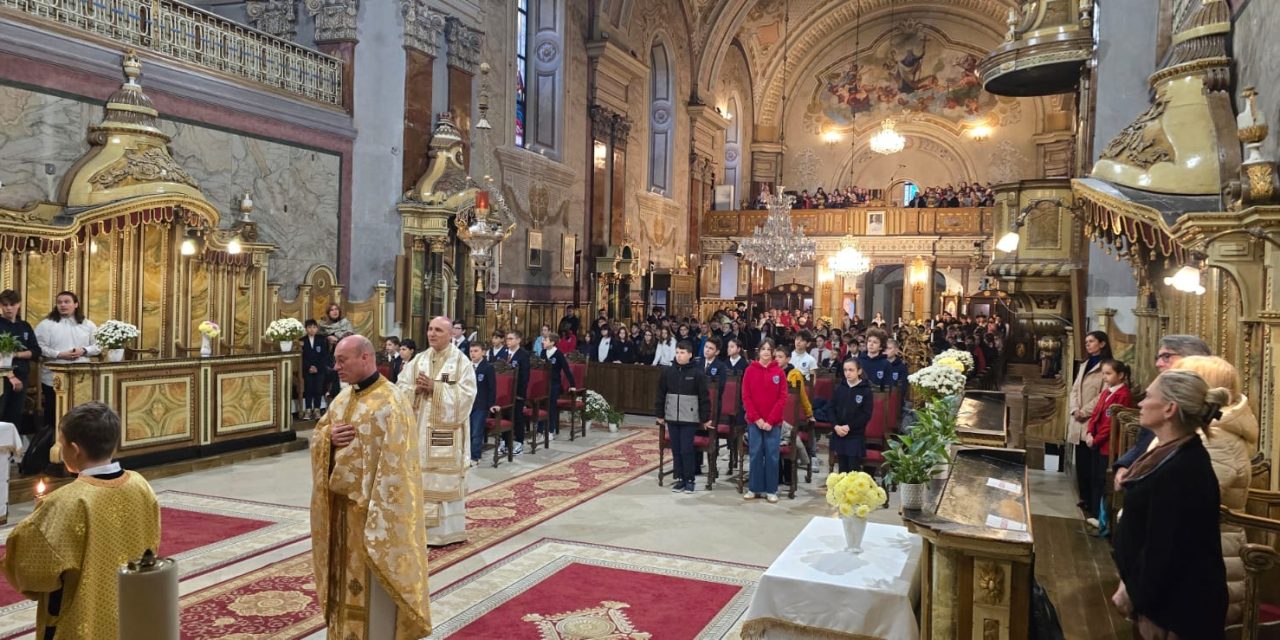 Sfânta Liturghie de la începutul Postului Nașterii Domnului, celebrată de Preasfințitul Virgil Bercea la Oradea
