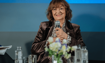 Ana Blandiana, nou membru titular al Academiei Române