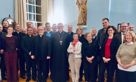 Consilierii juridici ai episcopatelor europene s-au reunit la Edinburgh pentru a discuta revizuirea Dreptului Canonic și reforma Bisericii