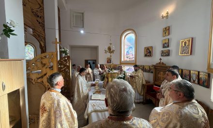 Hramul Bisericii Greco-Catolice „Sfinții Trei Ierarhi” din Beiuș
