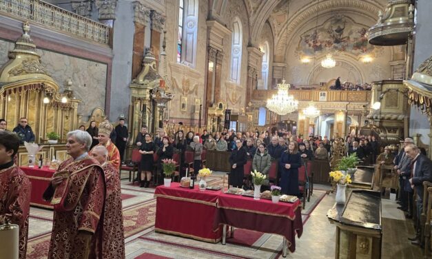 Duminica a V-a din Postul Mare la Catedrala „Sf. Nicolae” din Oradea: chemare la smerenie și slujire