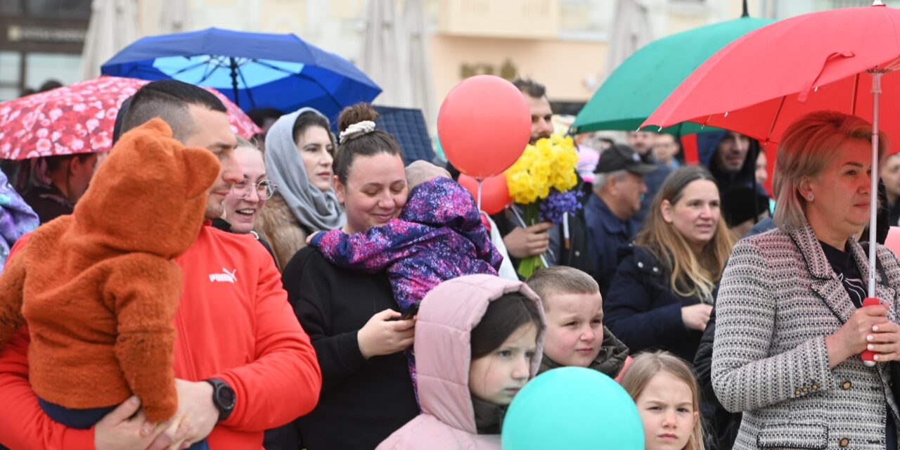 Marșul pentru Viață la Oradea: „Solidaritatea pentru amândoi” – o mărturie comună pentru darul vieții