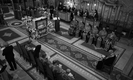 PS Virgil Bercea: „Rămânem sau fugim de la Cruce?” – meditație la Prohodul Domnului
