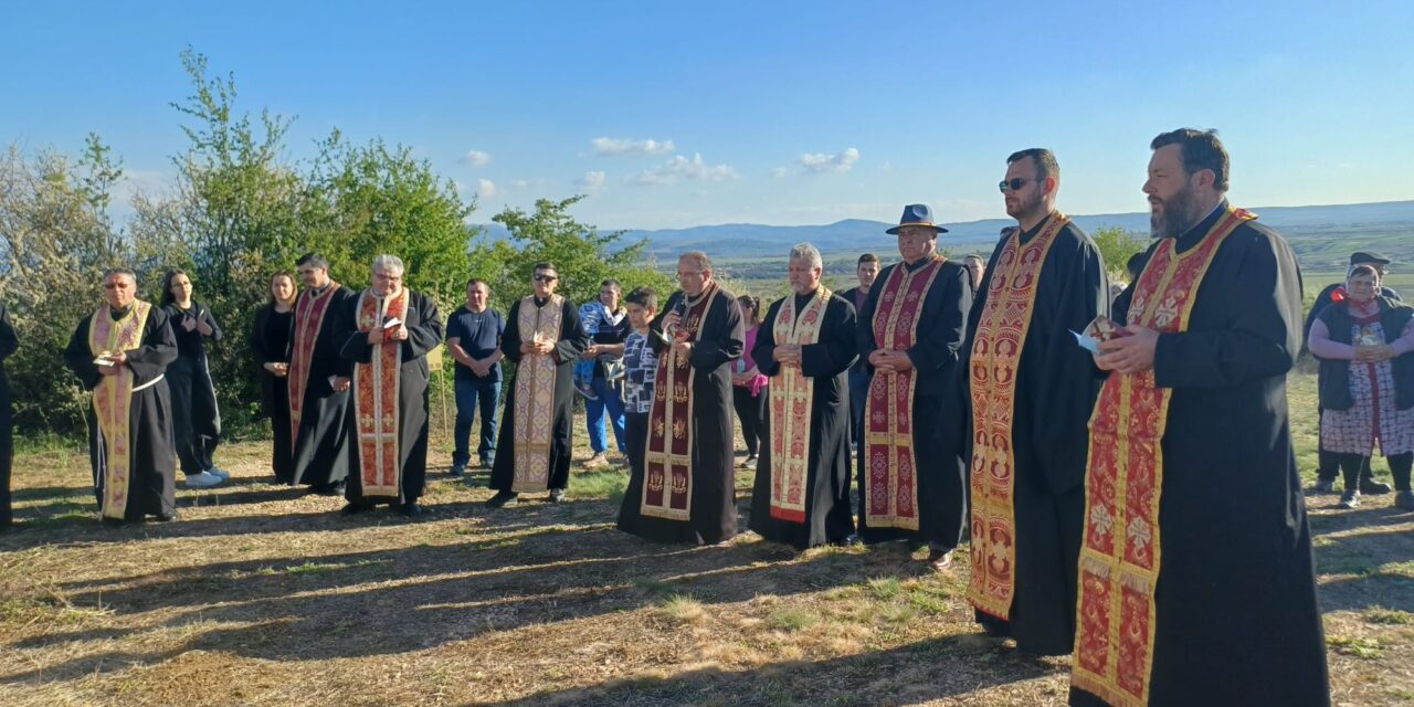 Calea Crucii la Vintere – semn al credinței vii, care unește și transformă